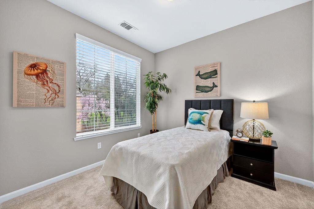5998 Camden Cir