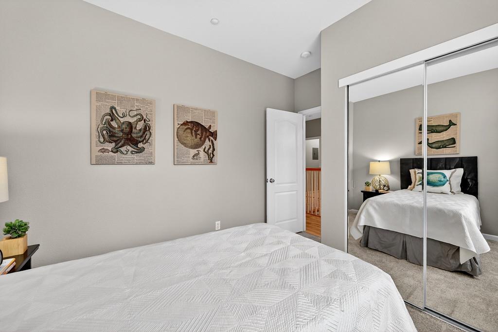 5998 Camden Cir