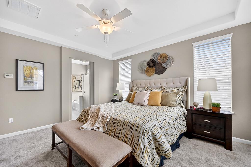 5998 Camden Cir