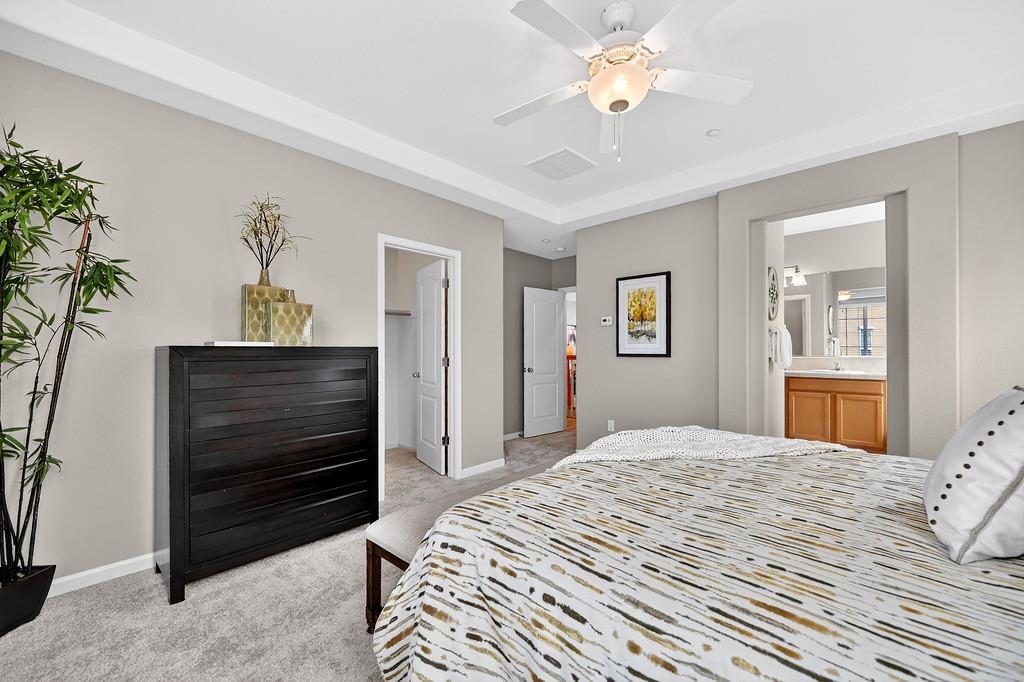 5998 Camden Cir