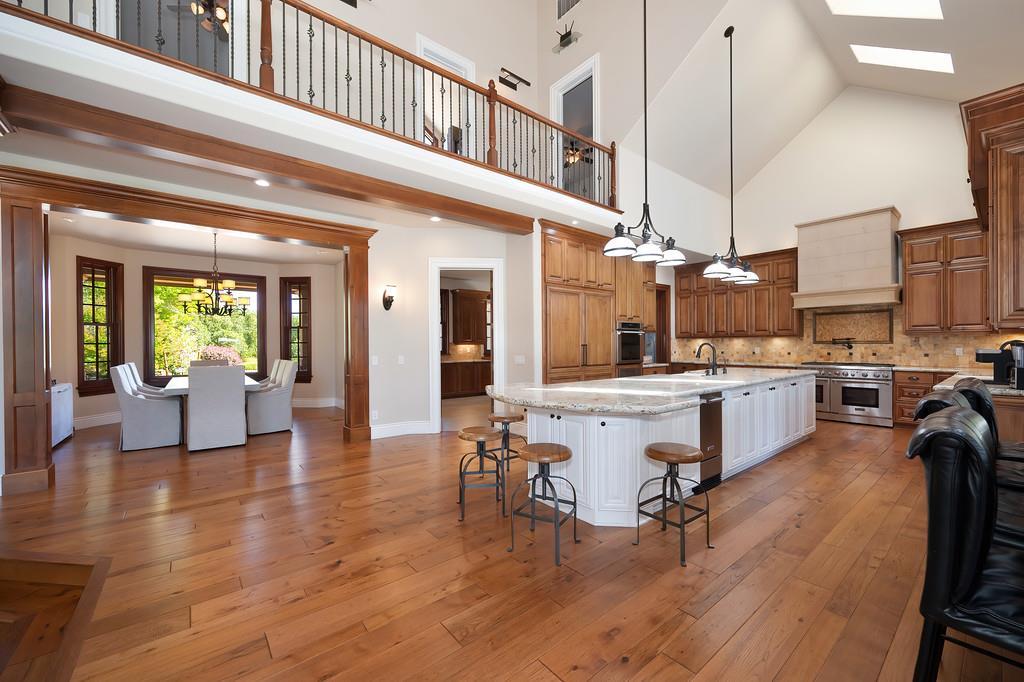 7450 Shadow Oaks Ln