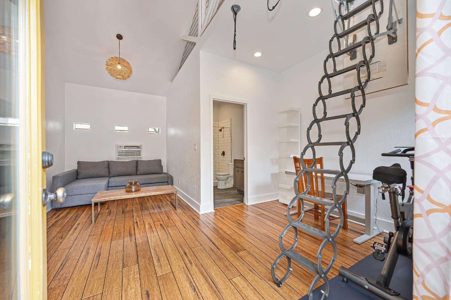 2027 Sloat Way