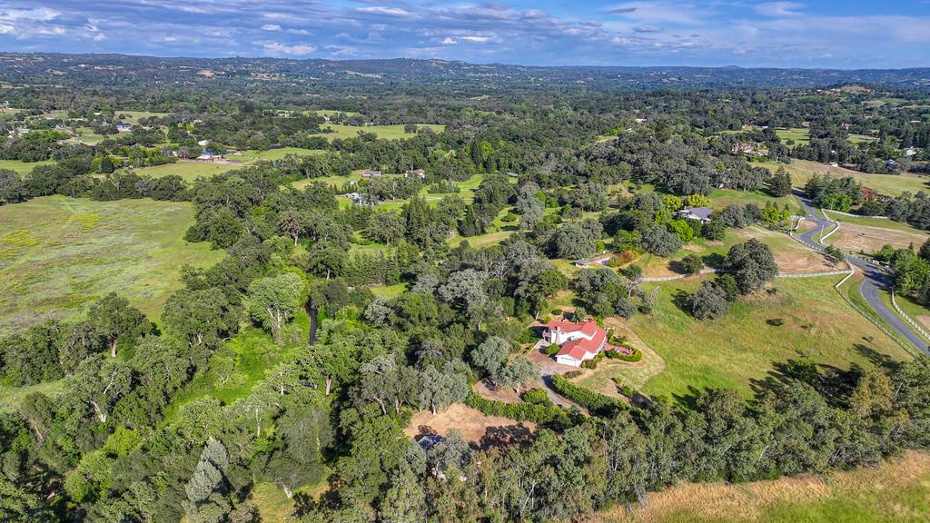 2495 Meadow Creek Rd