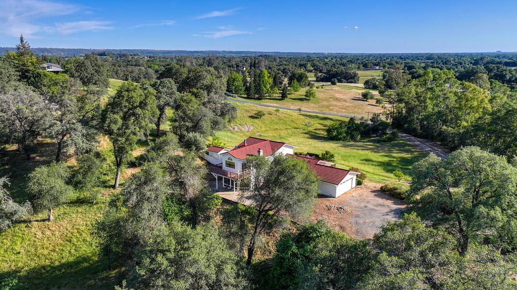 2495 Meadow Creek Rd