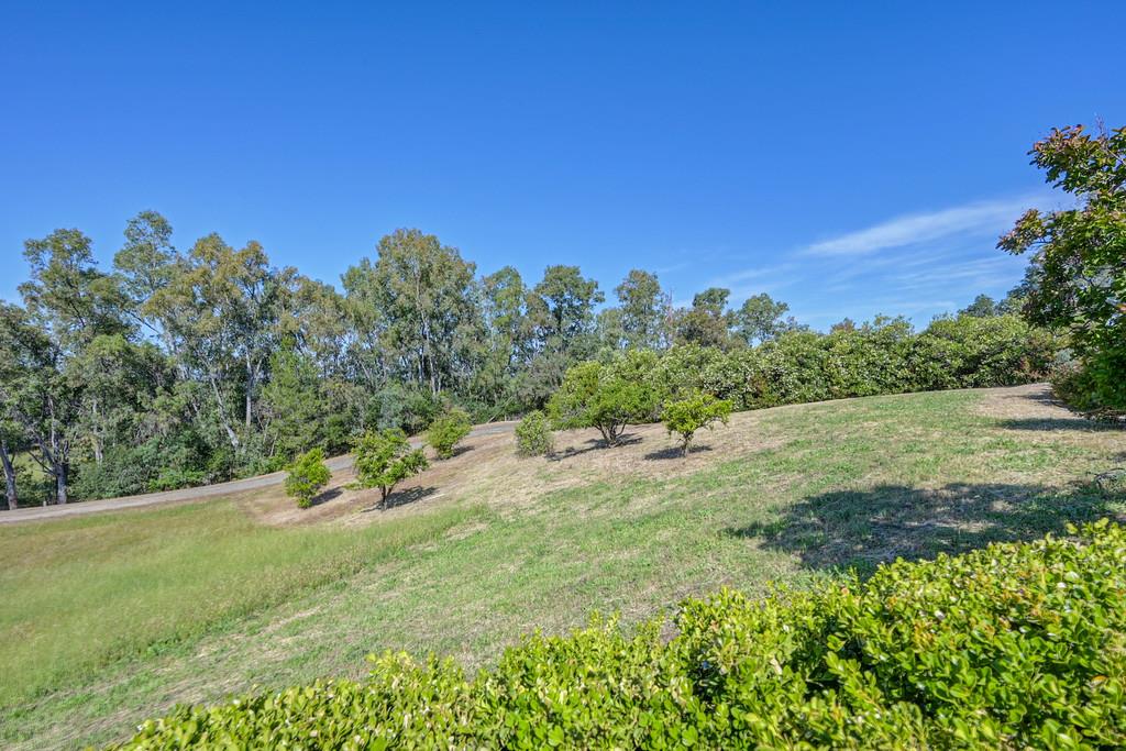 2495 Meadow Creek Rd