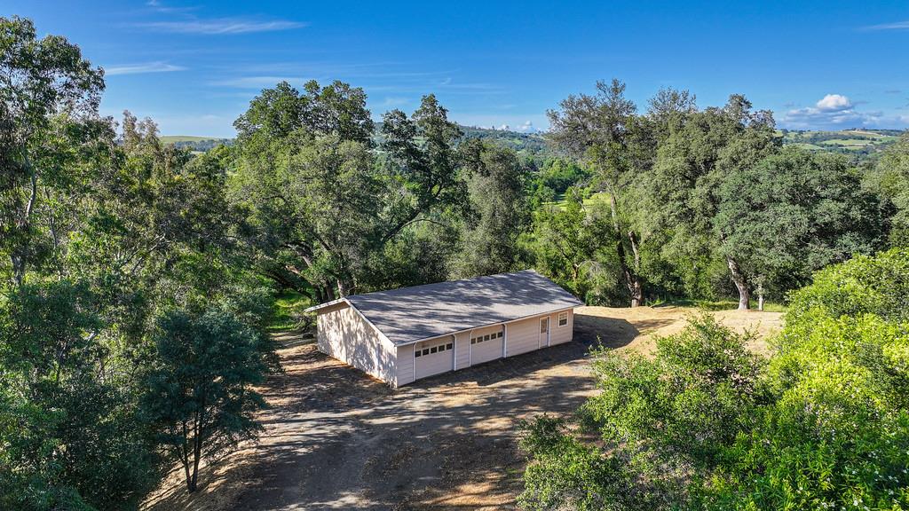 2495 Meadow Creek Rd