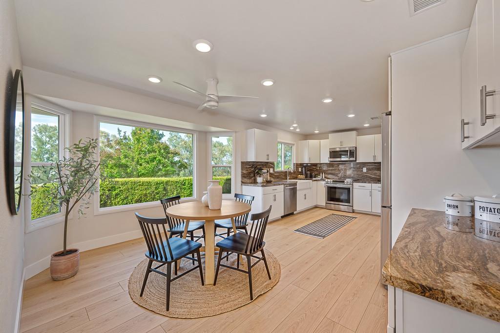 2495 Meadow Creek Rd