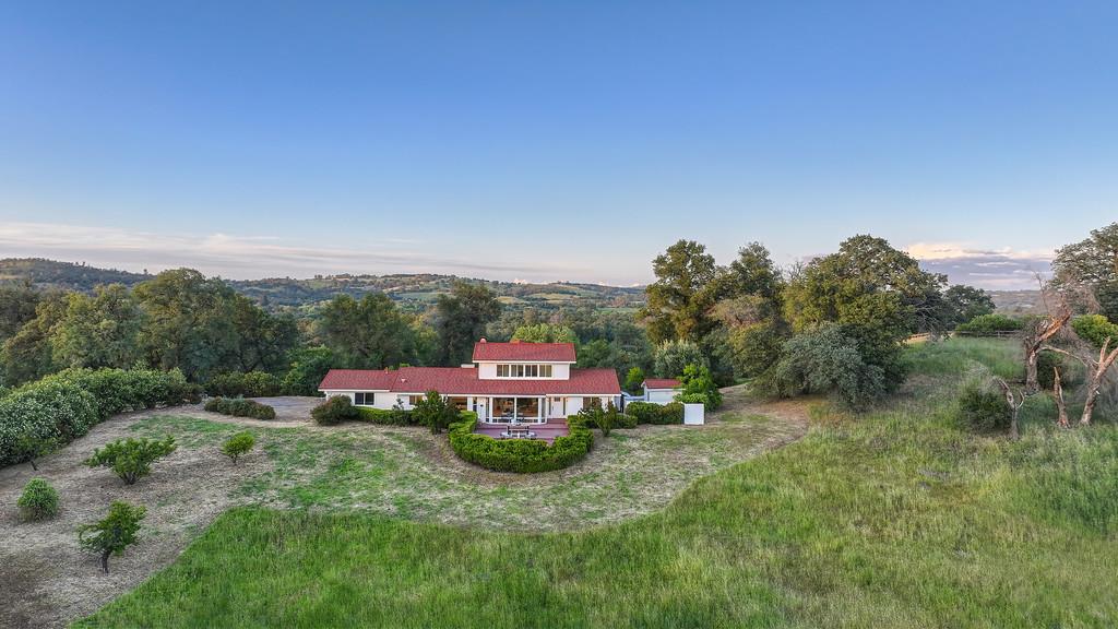 2495 Meadow Creek Rd