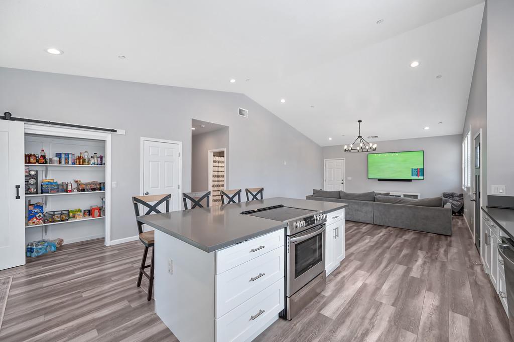 403 Niles Ave
