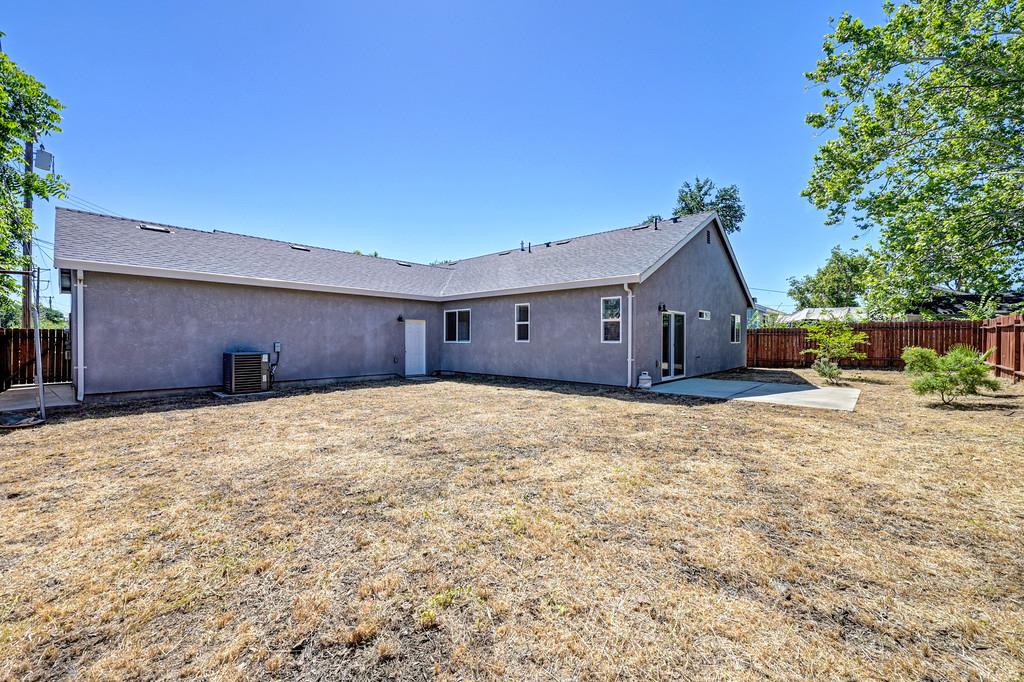 403 Niles Ave
