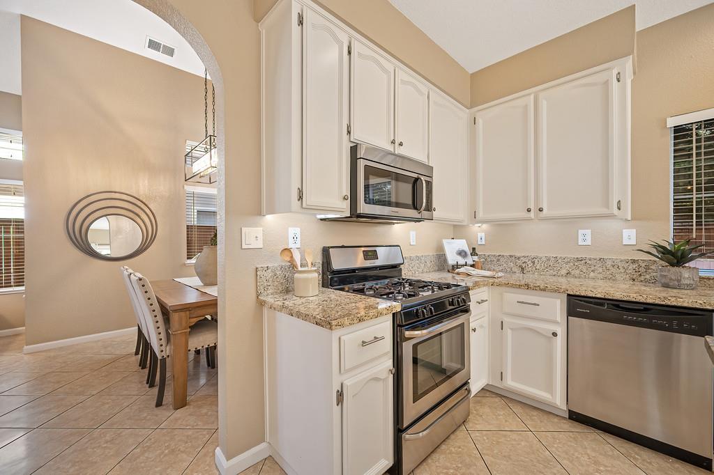 130 Royalton