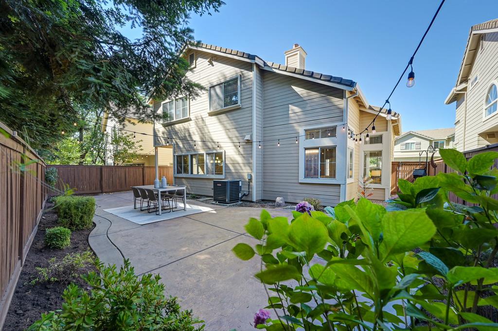 130 Royalton