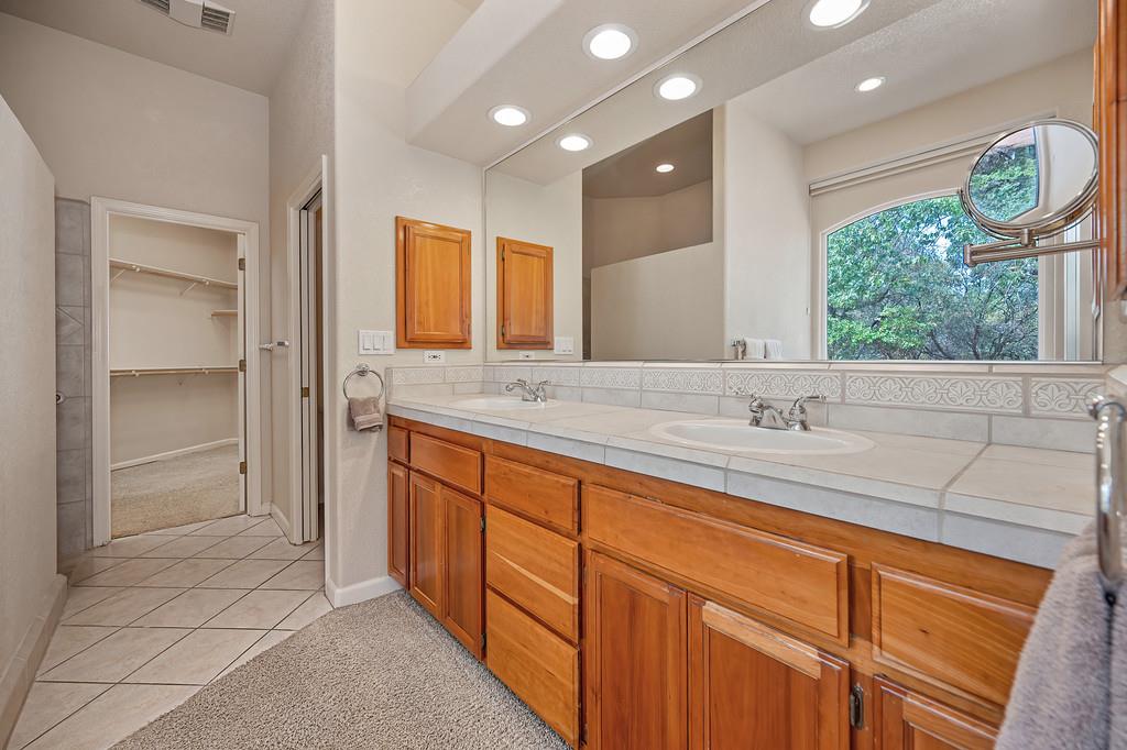 2120 Bear Rock Rd
