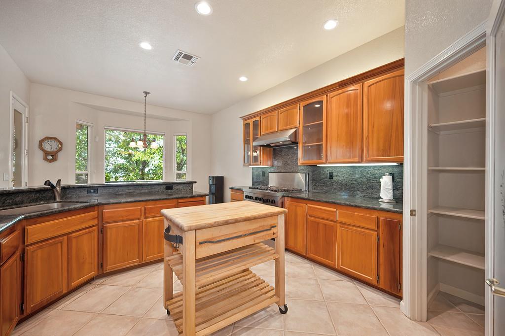 2120 Bear Rock Rd