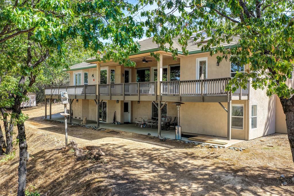 2120 Bear Rock Rd
