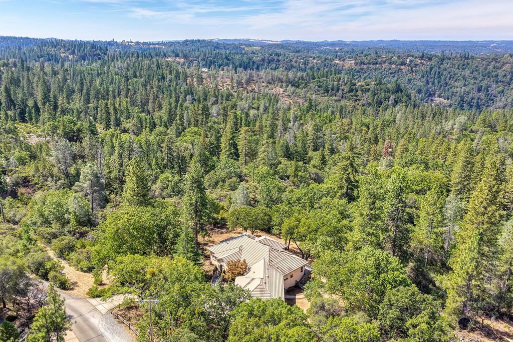 2120 Bear Rock Rd
