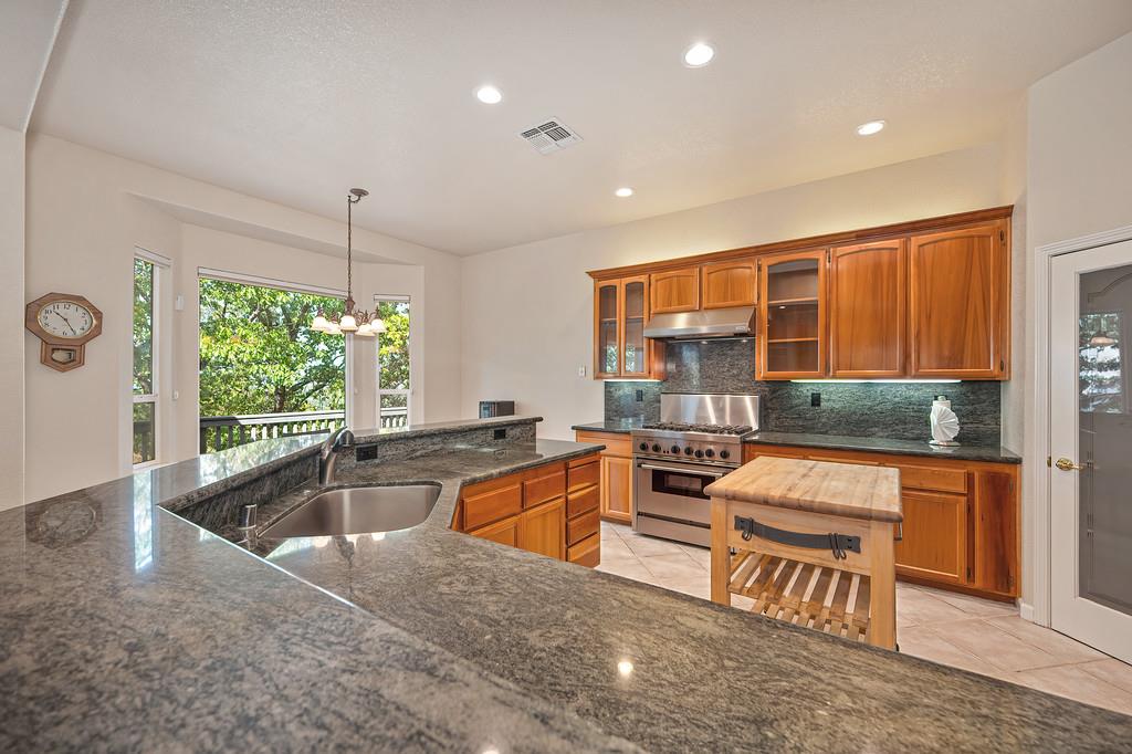 2120 Bear Rock Rd