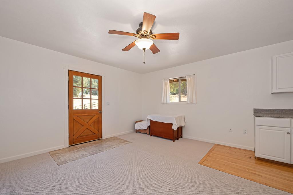 4021 Porter Ln