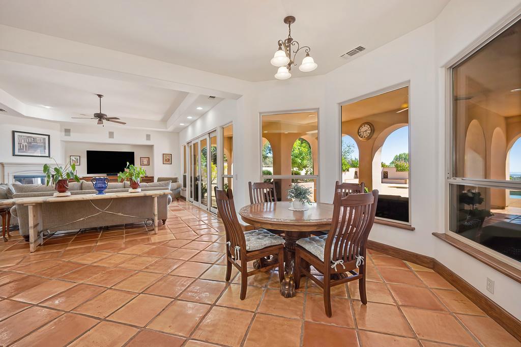 4021 Porter Ln