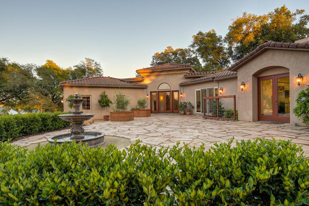 4021 Porter Ln