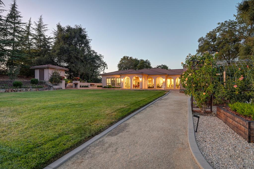 4021 Porter Ln