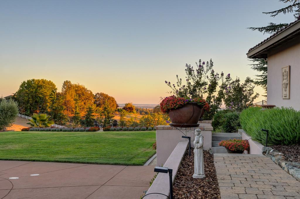 4021 Porter Ln
