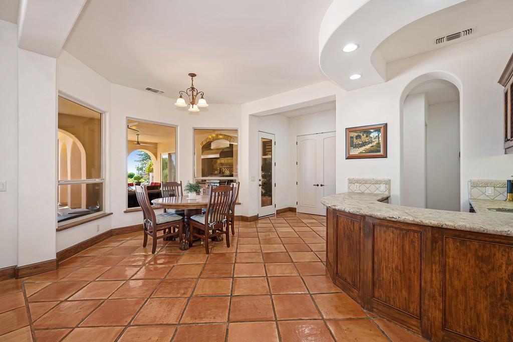 4021 Porter Ln