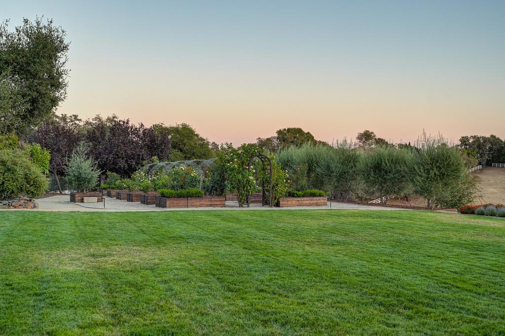 4021 Porter Ln