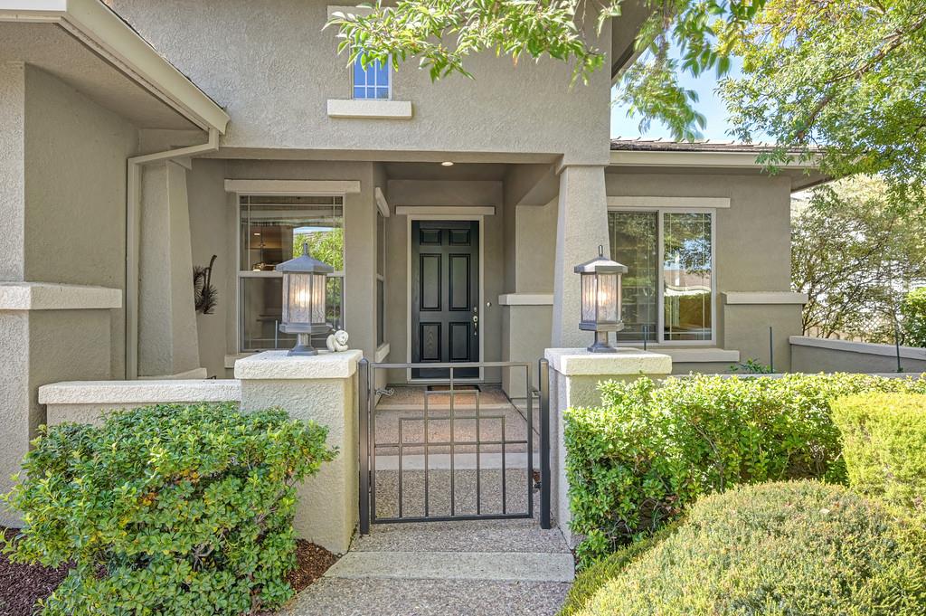 2763 Eagles Peak Ln Lincoln CA