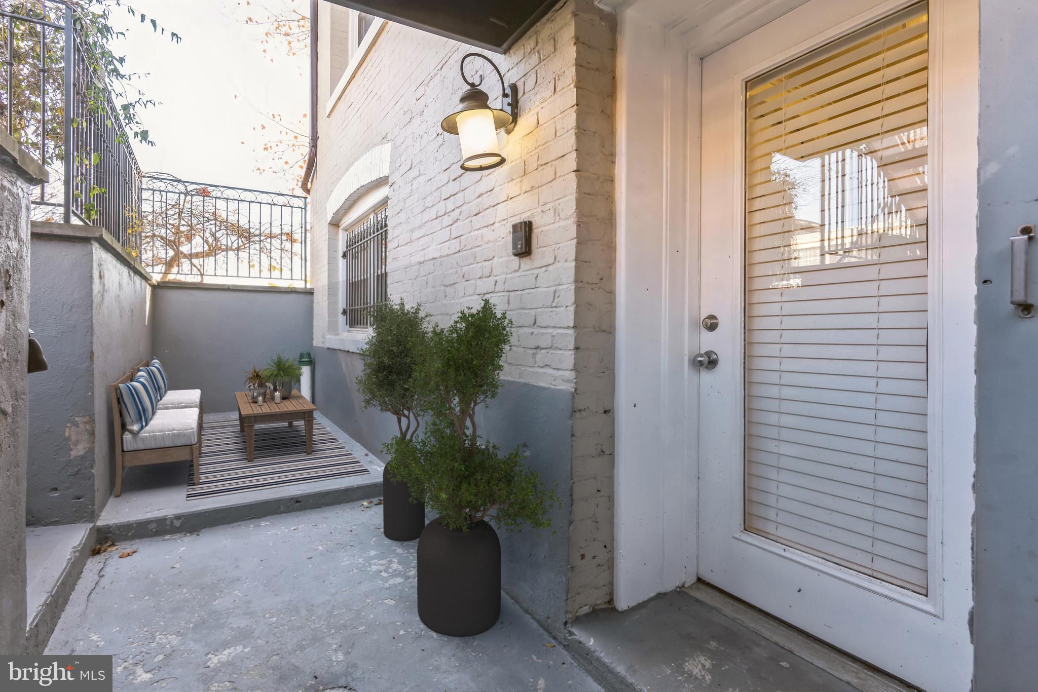 1300 BELMONT ST NW #101