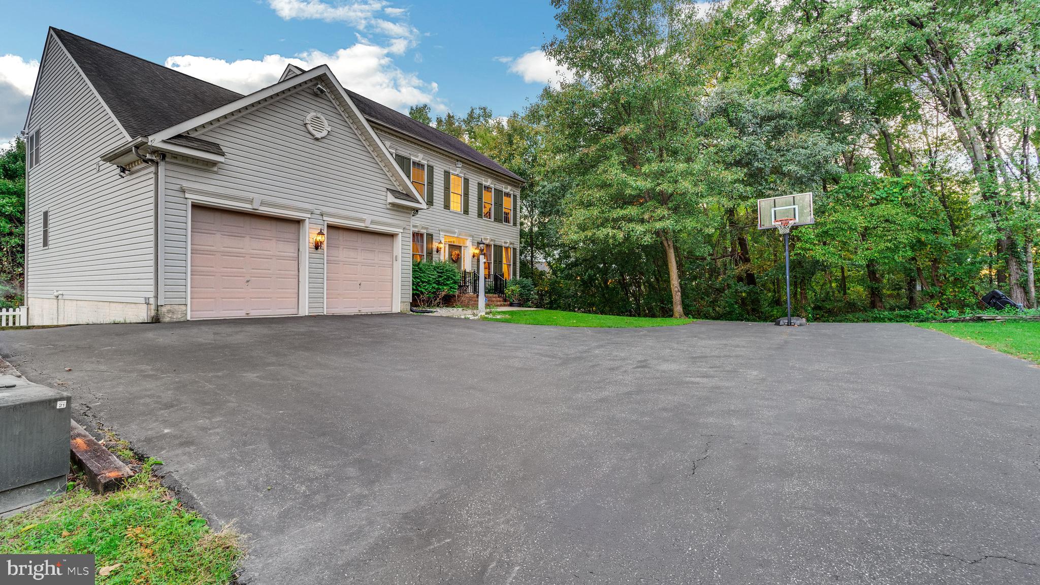 7814 Coldbrooke Dr