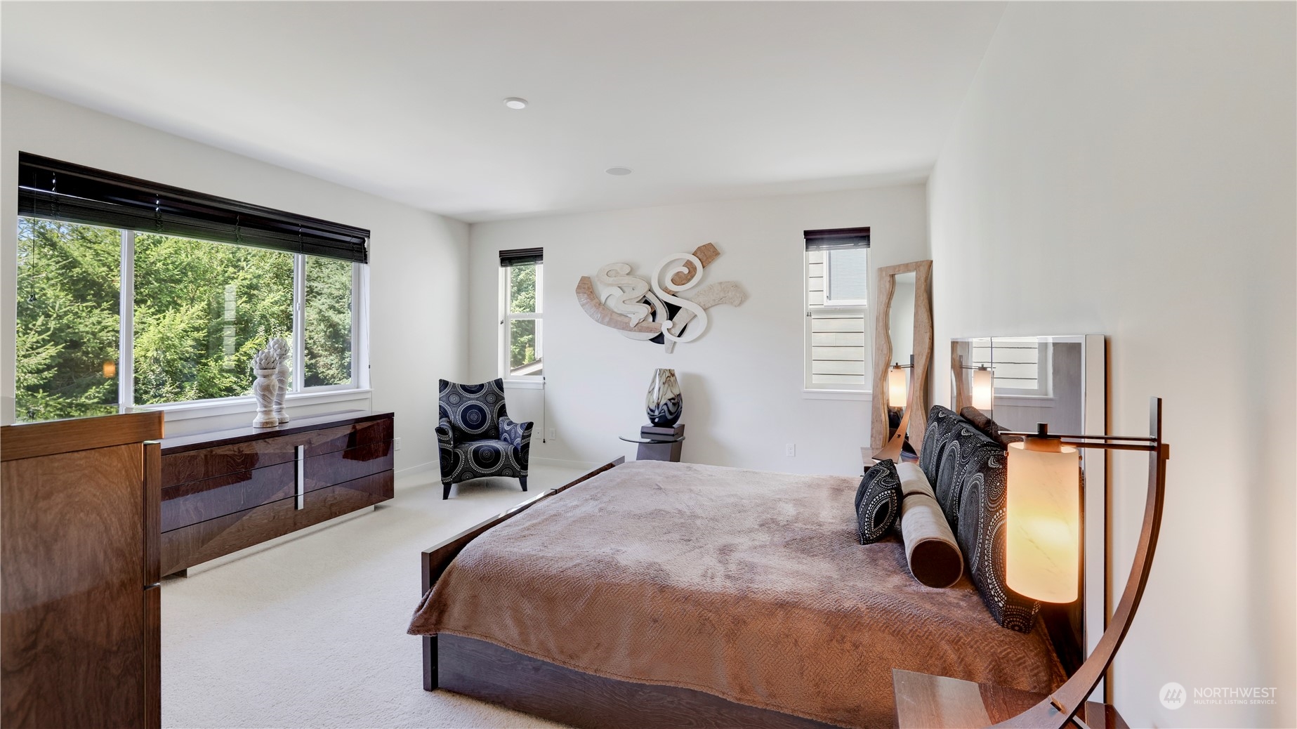 9325 Satterlee Avenue SE