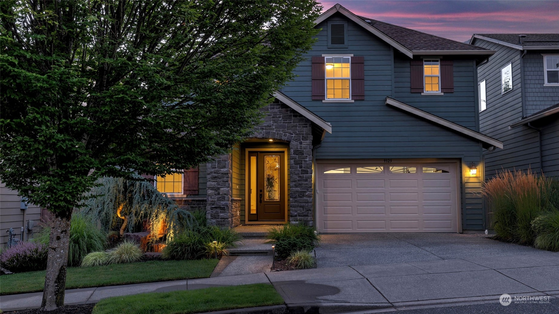 9325 Satterlee Avenue SE