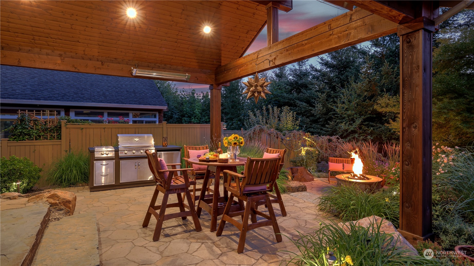 9325 Satterlee Avenue SE