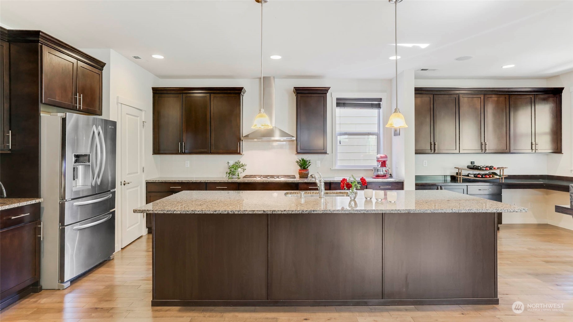 9325 Satterlee Avenue SE