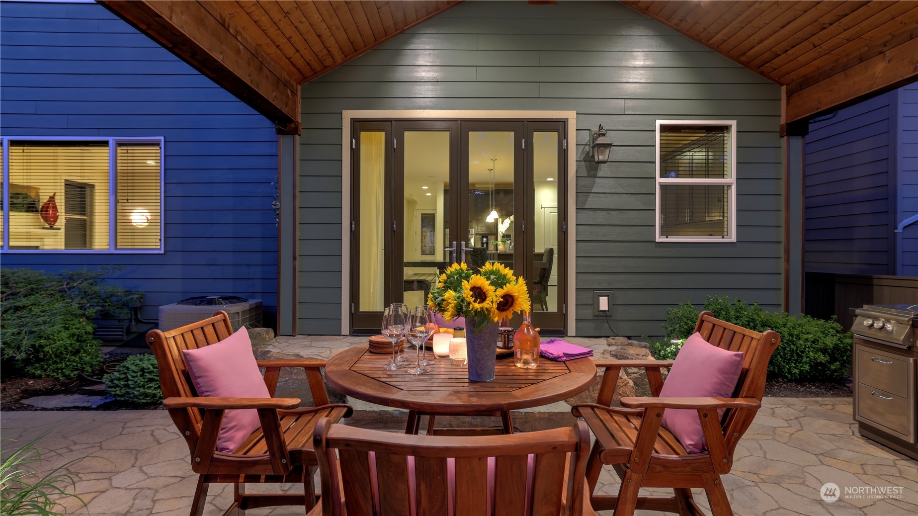 9325 Satterlee Avenue SE