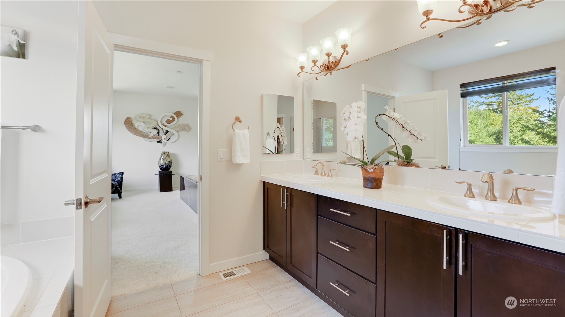 9325 Satterlee Avenue SE