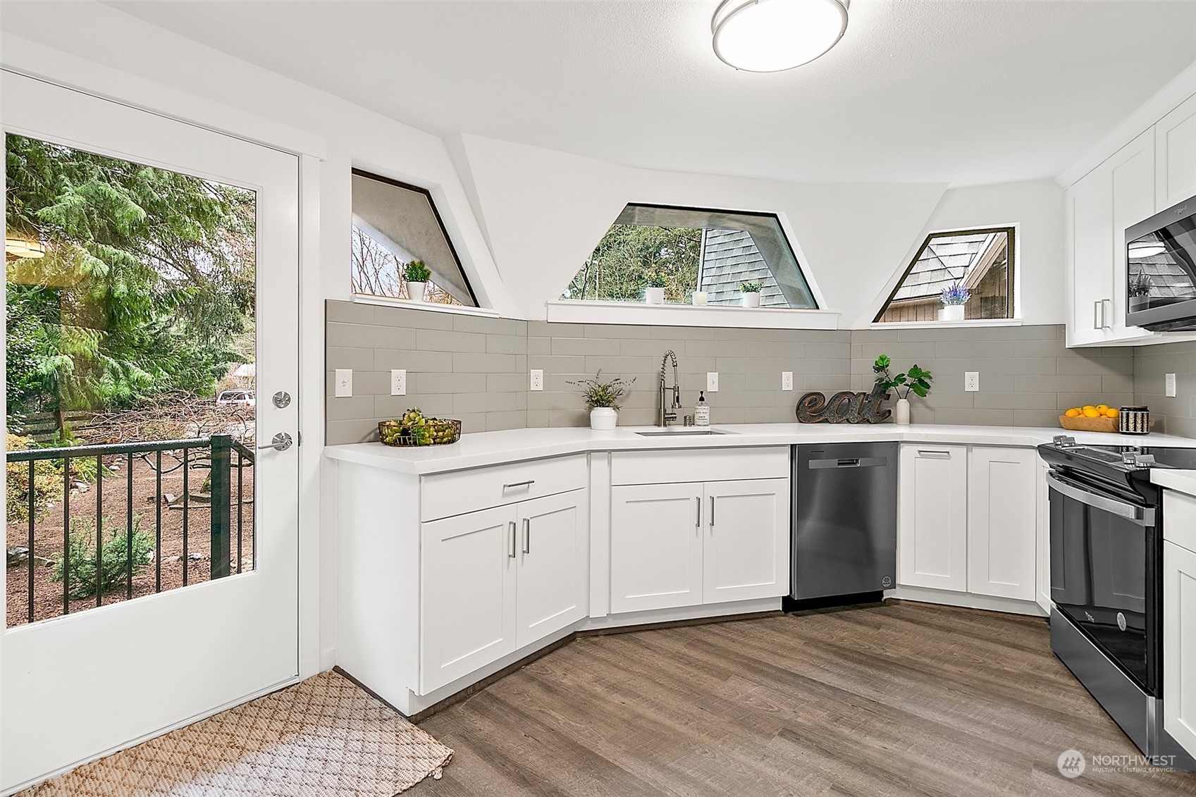 14614 438th Avenue SE