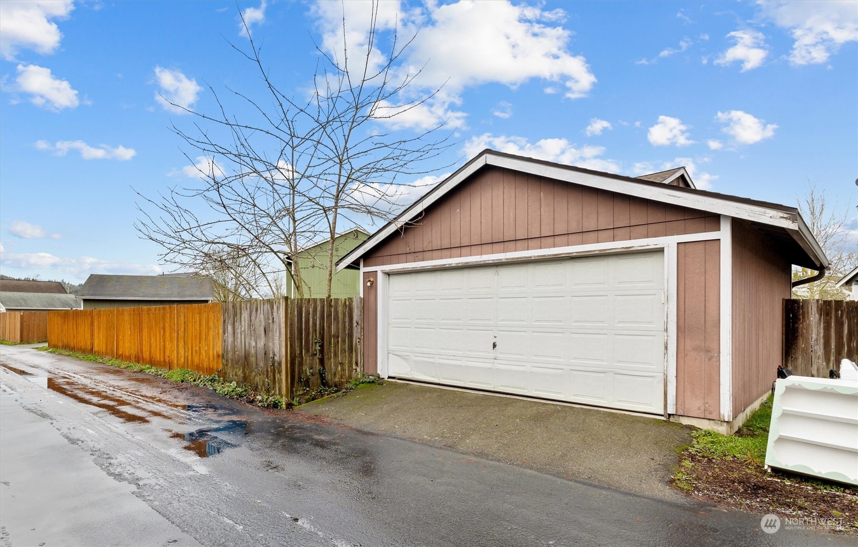 16146 Follis Court SE