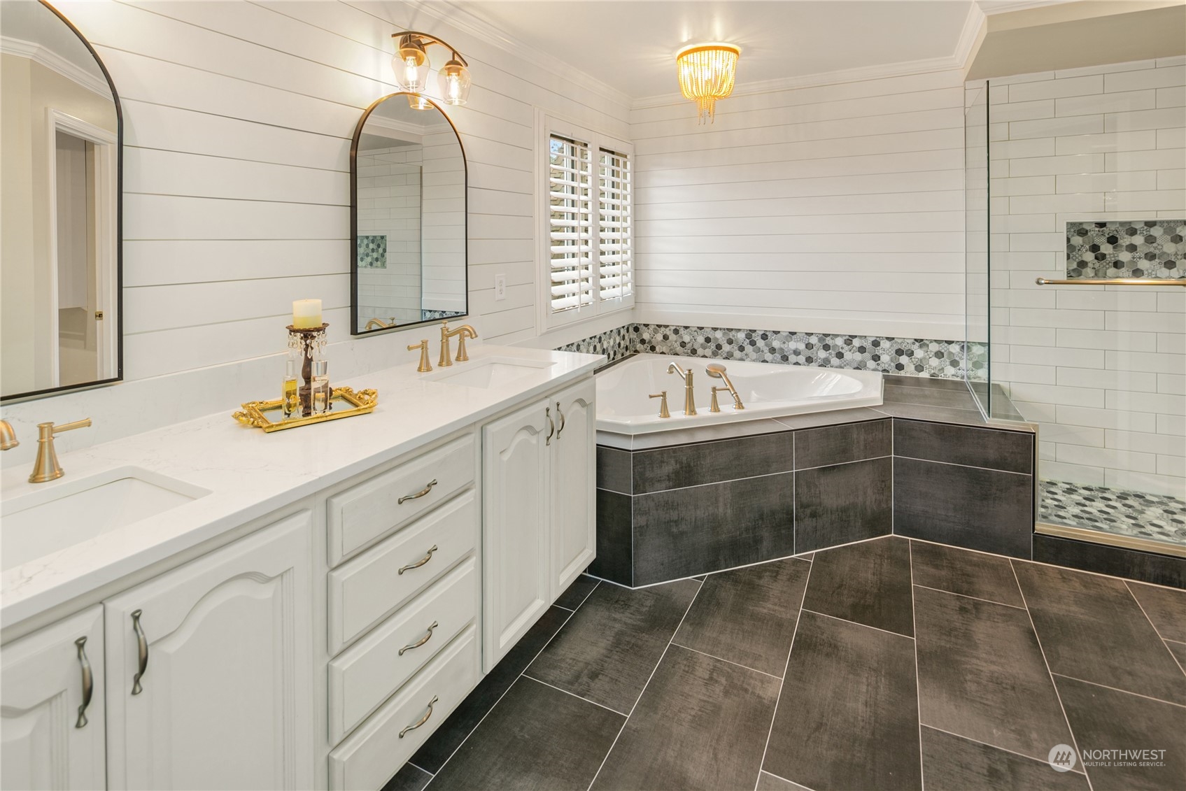 6517 Fairway Avenue SE