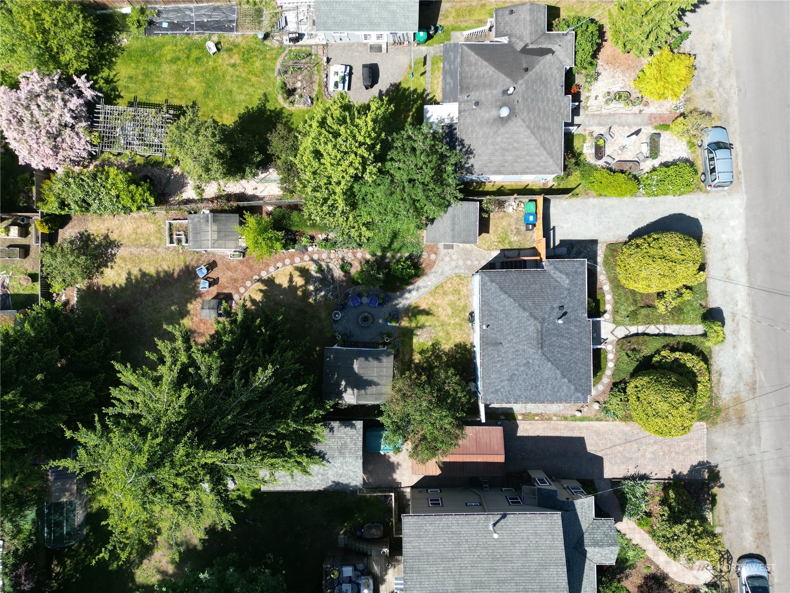 10223 California Avenue SW