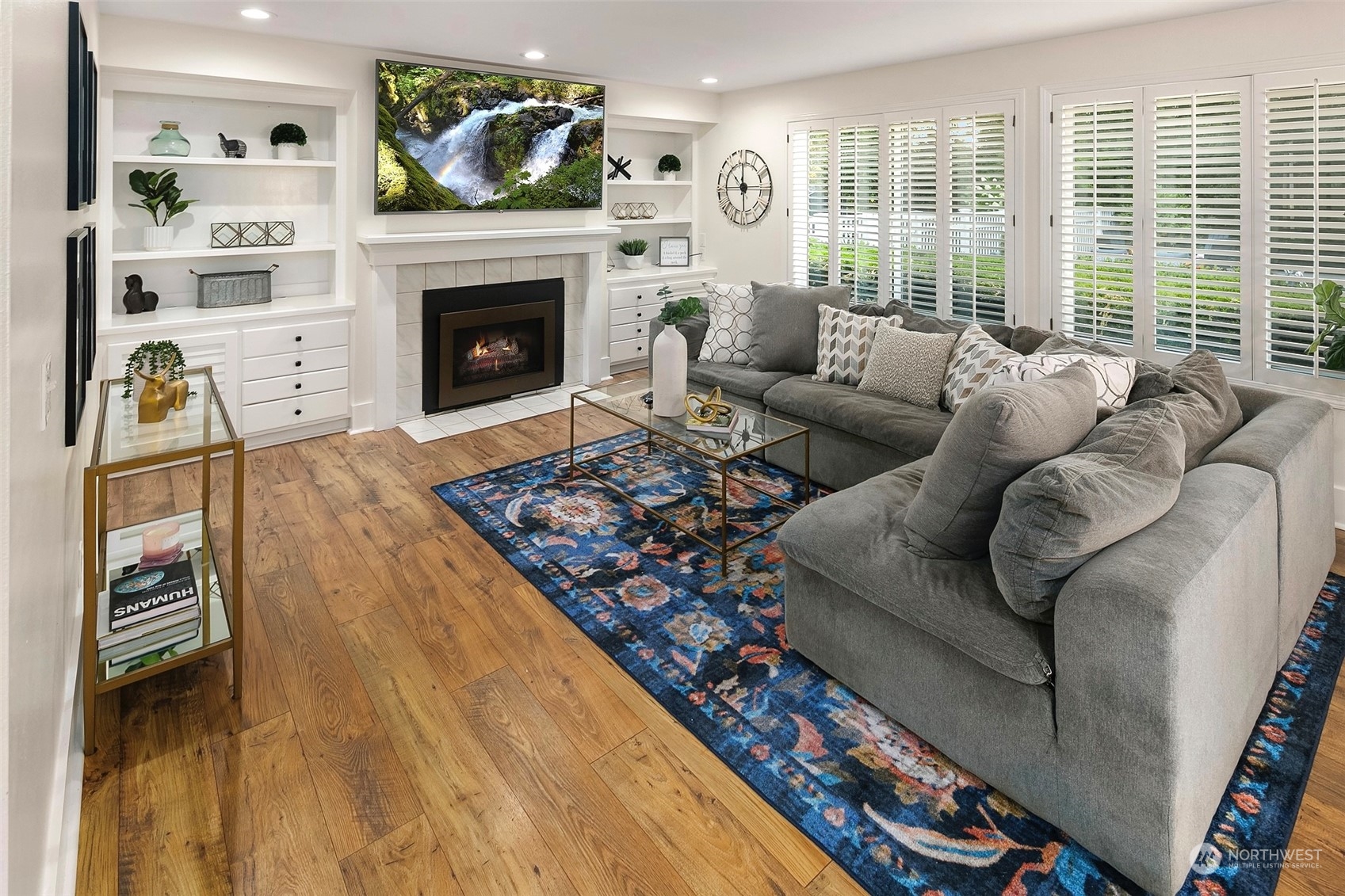 4135 327th Circle NE