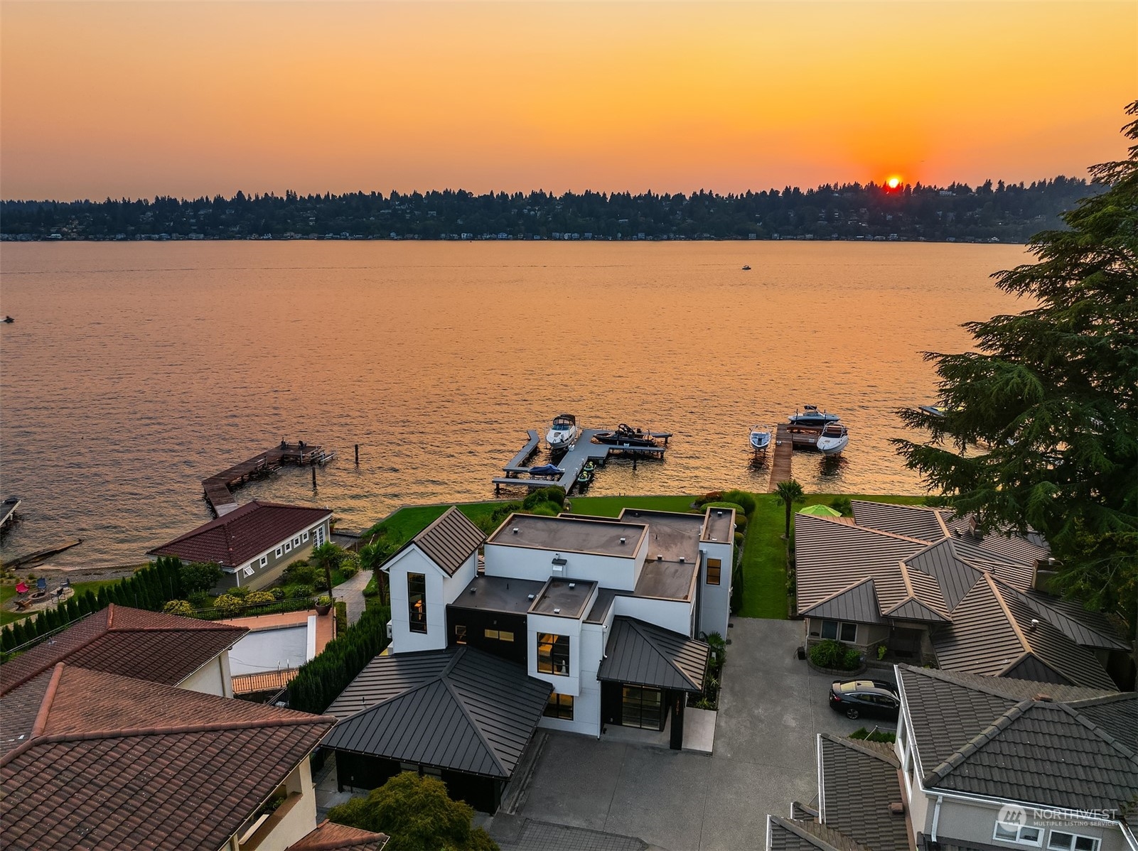 13251 Holmes Point Drive NE