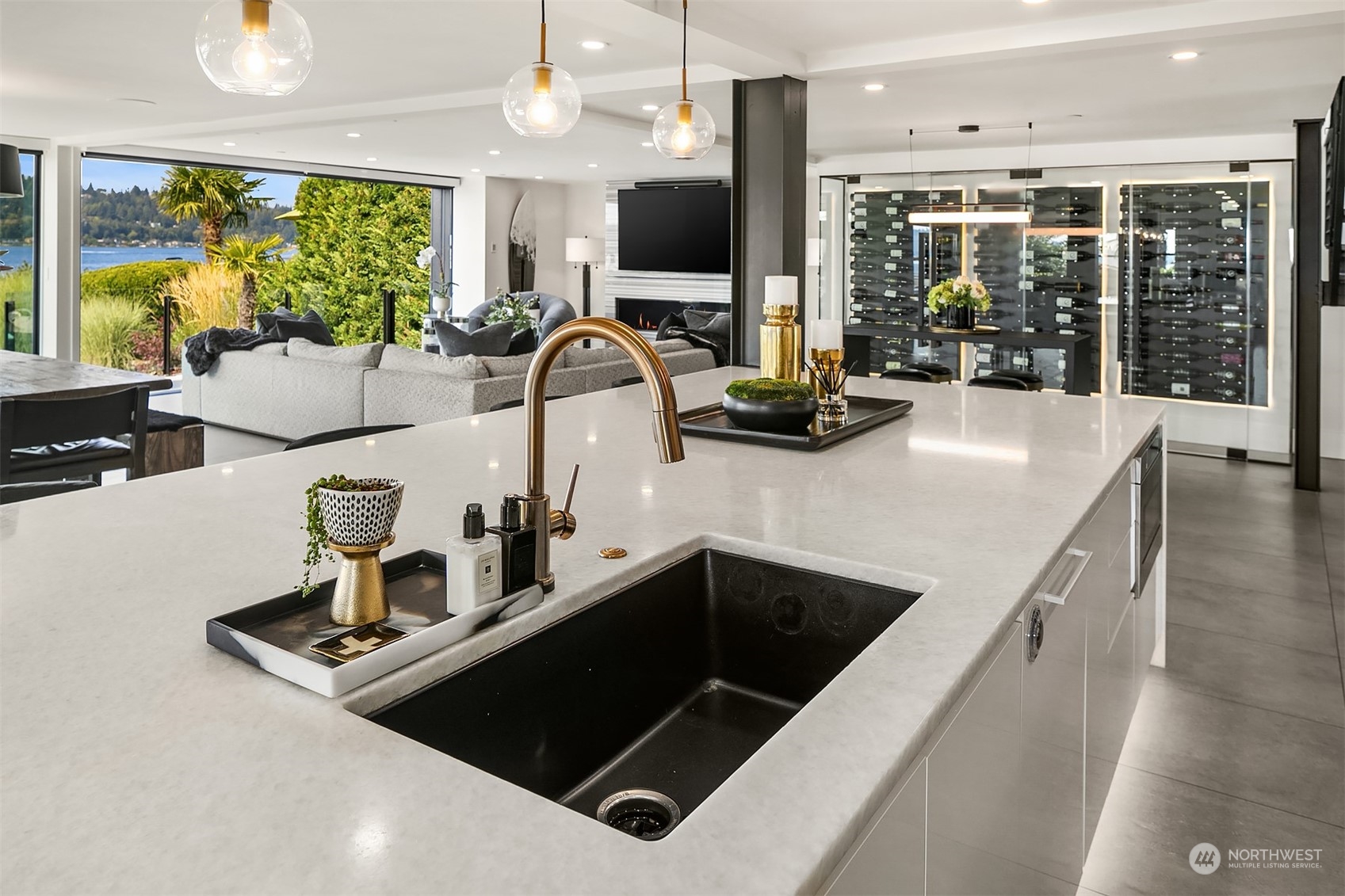 13251 Holmes Point Drive NE