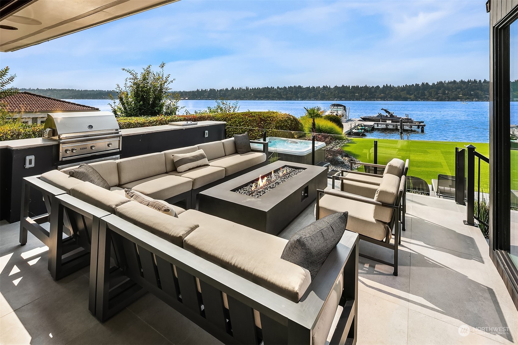 13251 Holmes Point Drive NE