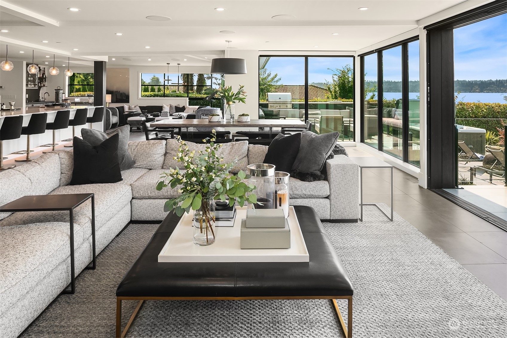 13251 Holmes Point Drive NE