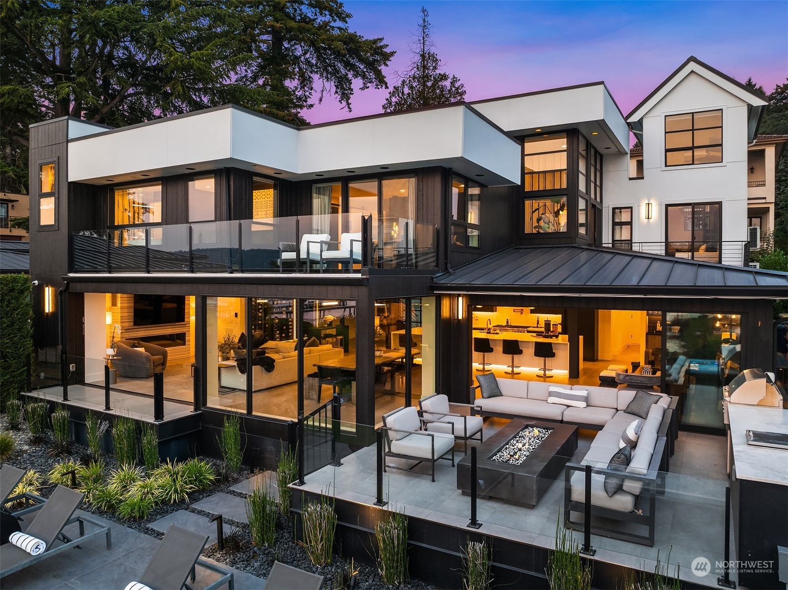 13251 Holmes Point Drive NE