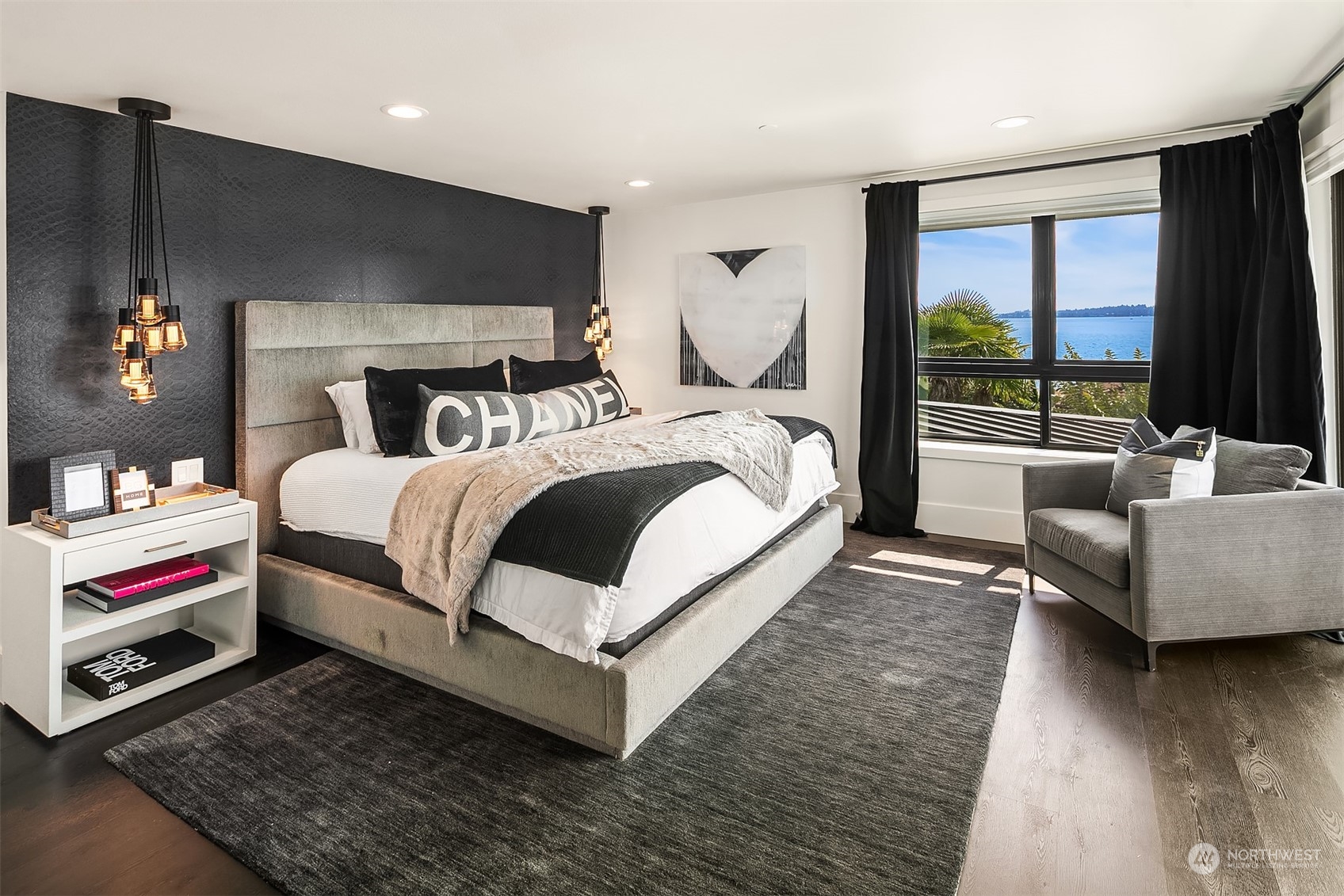 13251 Holmes Point Drive NE