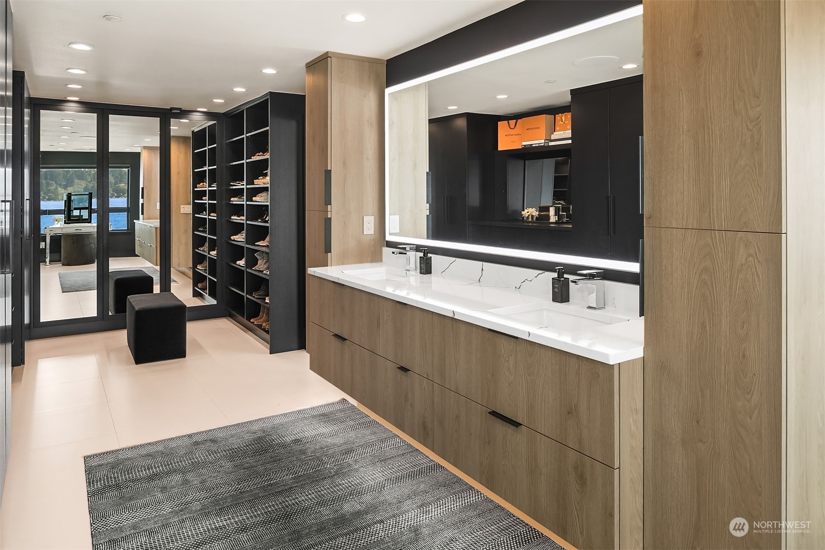 13251 Holmes Point Drive NE