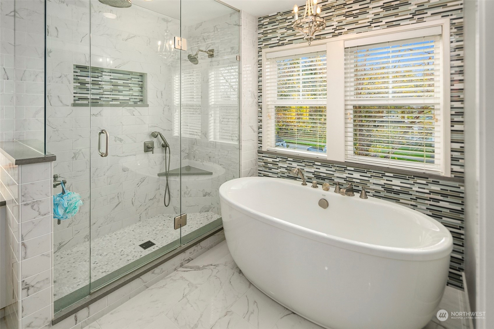 6410 Fairway Place SE